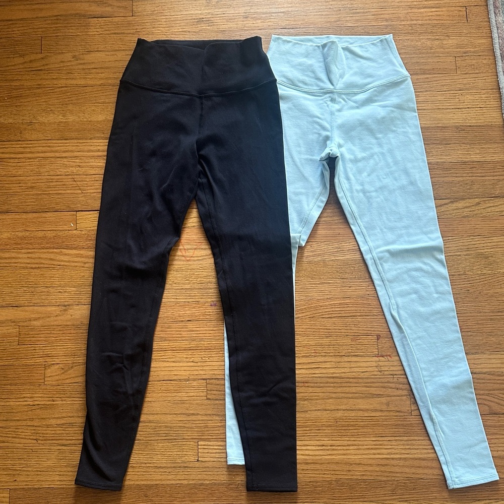 ALO Black and Light Blue Leggings XXS